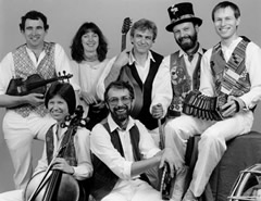 Magpie Lane 1994 - click to view larger image Magpie Lane 1994 - click to view larger image